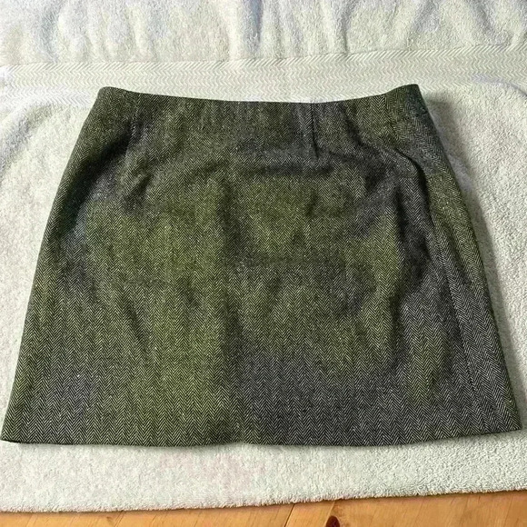 J. Crew Wool Blend Herringbone Buttons Mini Skirt NWT Sz 6 90s Preppy Academia - Picture 5 of 8